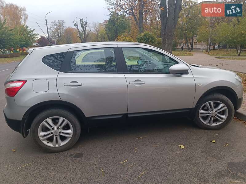 Внедорожник / Кроссовер Nissan Qashqai 2010 в Черкассах фото 2 Внедорожник / Кроссовер Nissan Qashqai 2010 в Черкассах