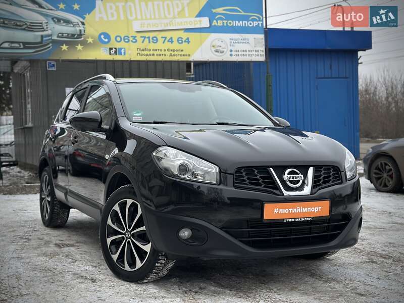 Внедорожник / Кроссовер Nissan Qashqai 2012 в Сумах