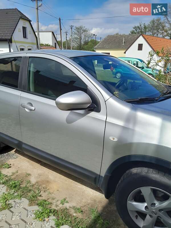 Внедорожник / Кроссовер Nissan Qashqai 2013 в Ивано-Франковске