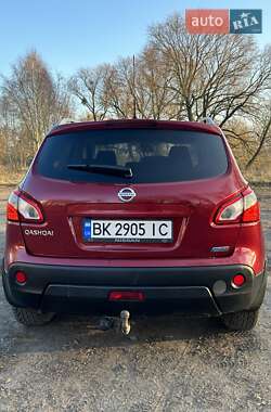 Позашляховик / Кросовер Nissan Qashqai 2010 в Млиніві