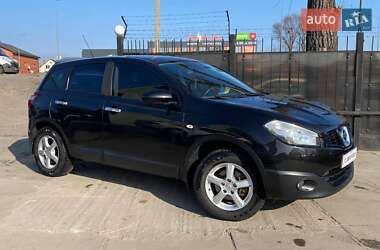 Позашляховик / Кросовер Nissan Qashqai 2011 в Києві