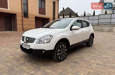 Внедорожник / Кроссовер Nissan Qashqai 2009 в Черновцах