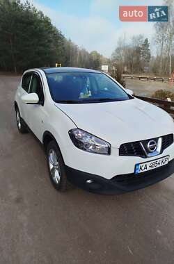 Внедорожник / Кроссовер Nissan Qashqai 2010 в Городне