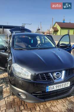 Позашляховик / Кросовер Nissan Qashqai 2011 в 