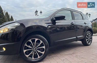 Позашляховик / Кросовер Nissan Qashqai 2013 в Стрию