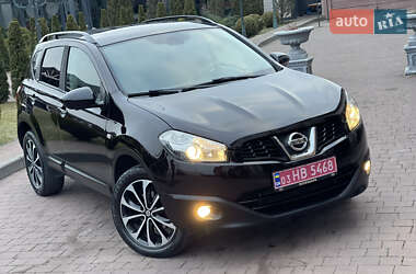 Позашляховик / Кросовер Nissan Qashqai 2013 в Стрию