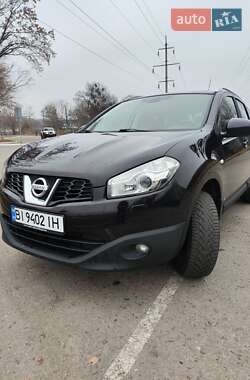 Внедорожник / Кроссовер Nissan Qashqai 2010 в Полтаве