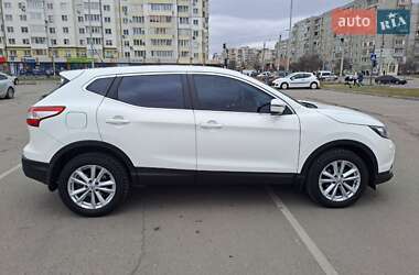 Внедорожник / Кроссовер Nissan Qashqai 2014 в Ивано-Франковске