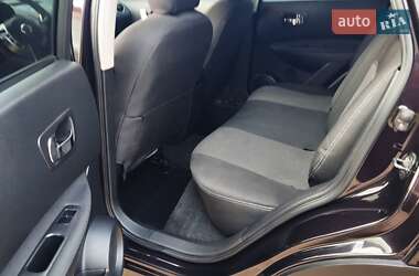 Внедорожник / Кроссовер Nissan Qashqai 2011 в 