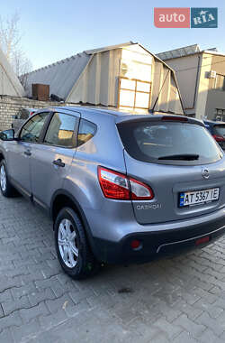 Внедорожник / Кроссовер Nissan Qashqai 2011 в Ивано-Франковске