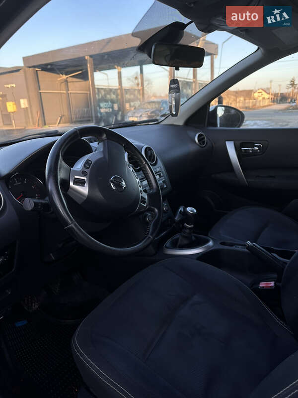 Внедорожник / Кроссовер Nissan Qashqai 2010 в Тернополе