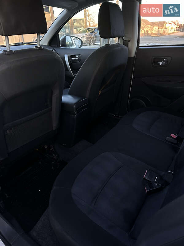 Внедорожник / Кроссовер Nissan Qashqai 2010 в Тернополе