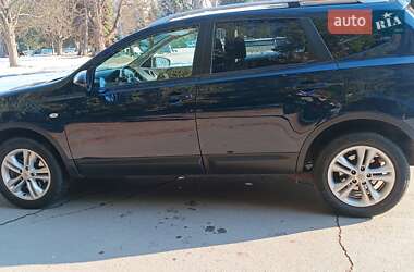 Внедорожник / Кроссовер Nissan Qashqai 2013 в 