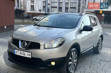 Позашляховик / Кросовер Nissan Qashqai 2010 в Івано-Франківську