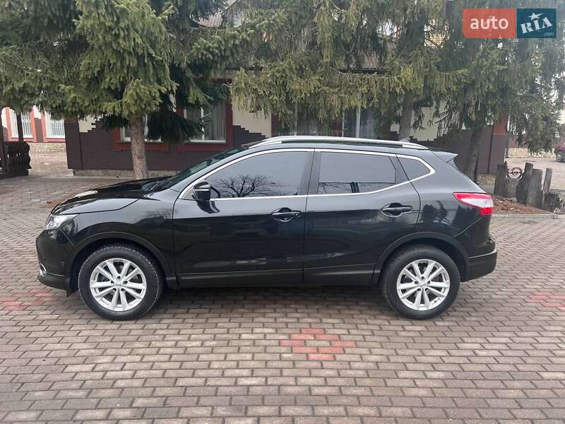 Позашляховик / Кросовер Nissan Qashqai 2014 в Рокитному