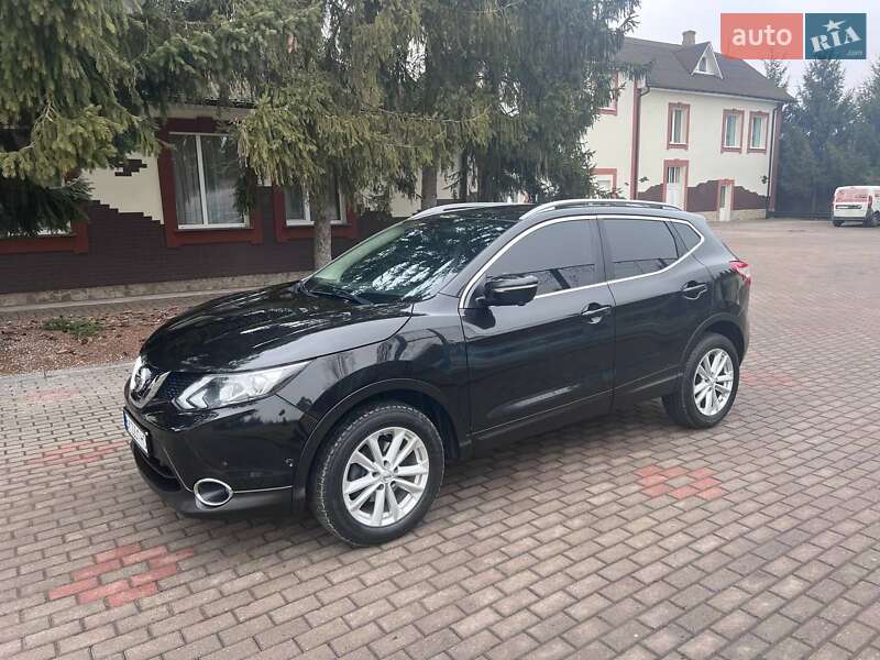 Позашляховик / Кросовер Nissan Qashqai 2014 в Рокитному