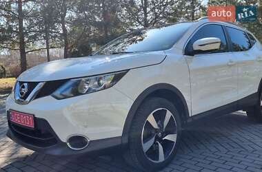 Внедорожник / Кроссовер Nissan Qashqai 2017 в Дрогобыче