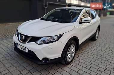 Внедорожник / Кроссовер Nissan Qashqai 2014 в 