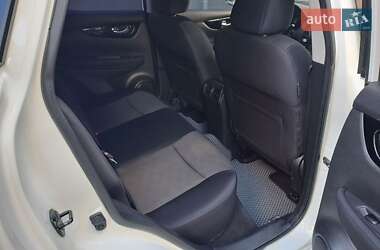Внедорожник / Кроссовер Nissan Qashqai 2014 в 