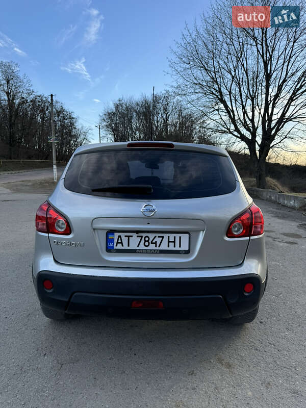 Внедорожник / Кроссовер Nissan Qashqai 2010 в Галиче