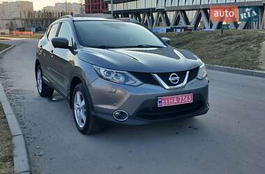 Внедорожник / Кроссовер Nissan Qashqai 2015 в Львове