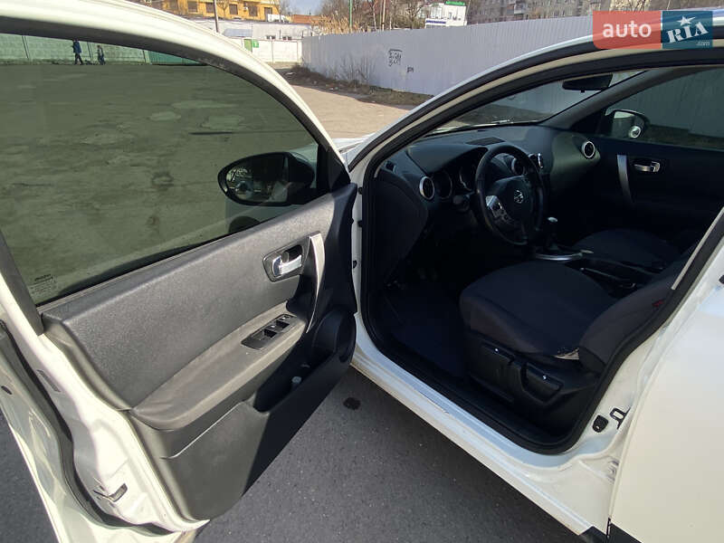 Внедорожник / Кроссовер Nissan Qashqai 2009 в Львове