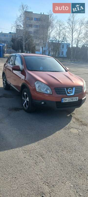 Внедорожник / Кроссовер Nissan Qashqai 2008 в Черноморске