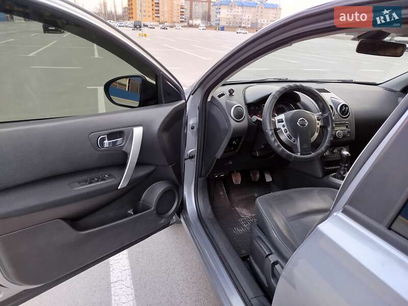 Внедорожник / Кроссовер Nissan Qashqai 2010 в Каменец-Подольском