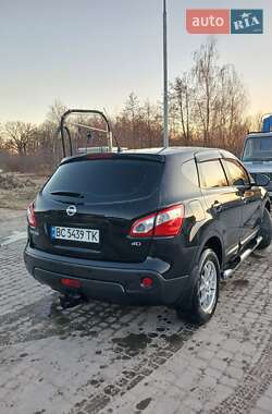 Позашляховик / Кросовер Nissan Qashqai 2011 в Львові