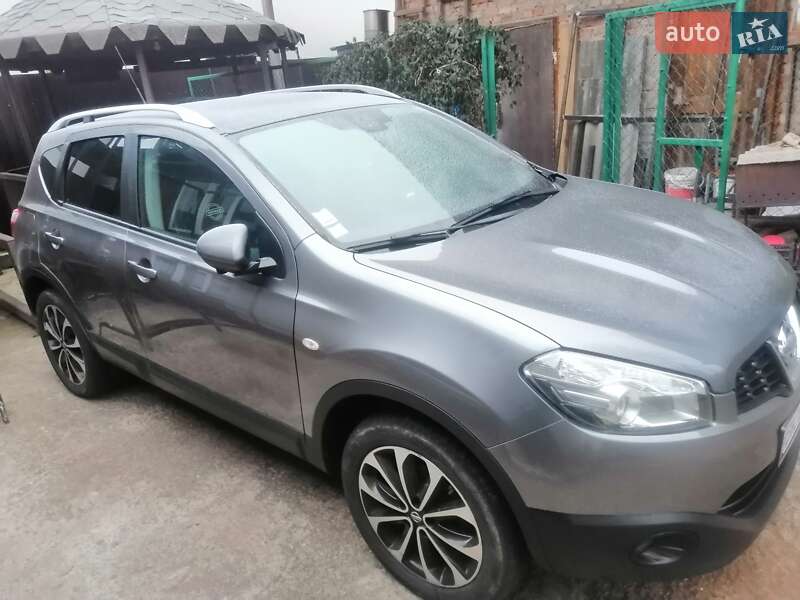 Внедорожник / Кроссовер Nissan Qashqai 2012 в Ровно