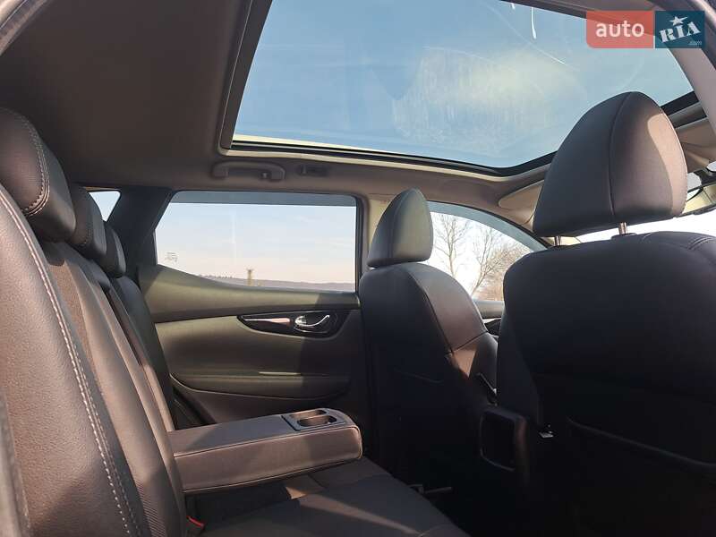 Внедорожник / Кроссовер Nissan Qashqai 2014 в Ивано-Франковске