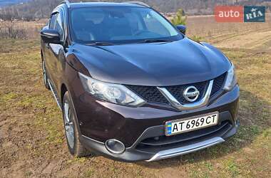 Внедорожник / Кроссовер Nissan Qashqai 2014 в Ивано-Франковске