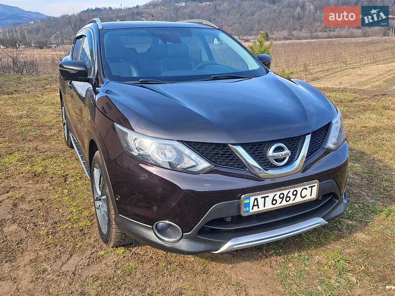 Внедорожник / Кроссовер Nissan Qashqai 2014 в Ивано-Франковске