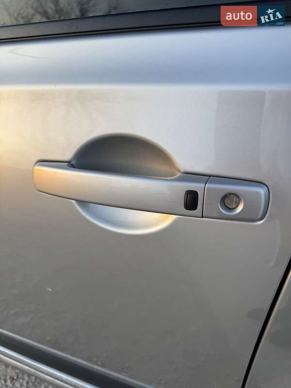 Внедорожник / Кроссовер Nissan Qashqai 2008 в Кривом Роге фото 15 Внедорожник / Кроссовер Nissan Qashqai 2008 в Кривом Роге