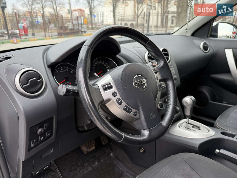 Внедорожник / Кроссовер Nissan Qashqai 2013 в Ивано-Франковске