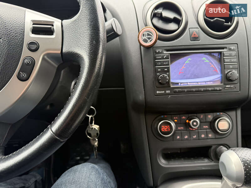 Внедорожник / Кроссовер Nissan Qashqai 2013 в Ивано-Франковске