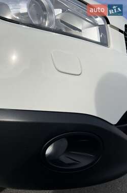 Позашляховик / Кросовер Nissan Qashqai 2010 в 