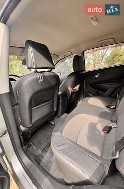 Внедорожник / Кроссовер Nissan Qashqai 2008 в 