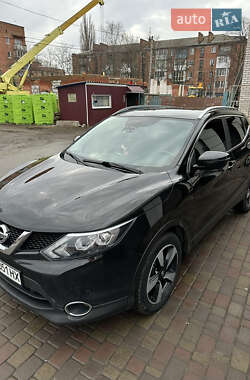 Внедорожник / Кроссовер Nissan Qashqai 2015 в 