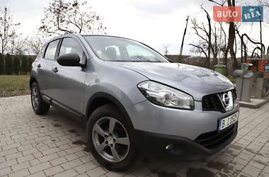 Позашляховик / Кросовер Nissan Qashqai 2011 в 