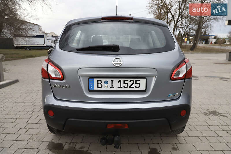 Внедорожник / Кроссовер Nissan Qashqai 2011 в Бучаче