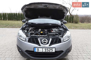 Позашляховик / Кросовер Nissan Qashqai 2011 в 