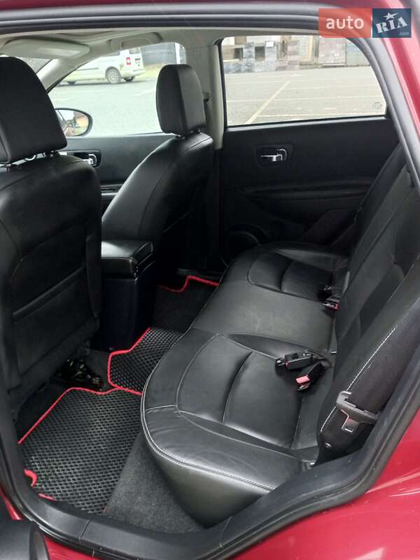 Внедорожник / Кроссовер Nissan Qashqai 2011 в Вижнице