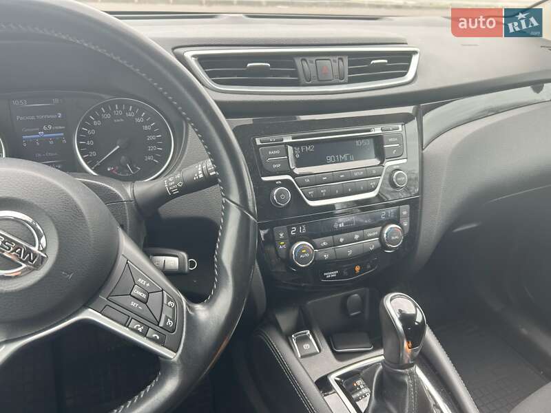 Внедорожник / Кроссовер Nissan Qashqai 2017 в Днепре фото 5 Внедорожник / Кроссовер Nissan Qashqai 2017 в Днепре