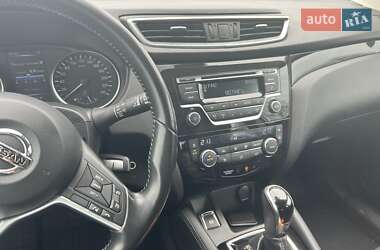 Внедорожник / Кроссовер Nissan Qashqai 2017 в 