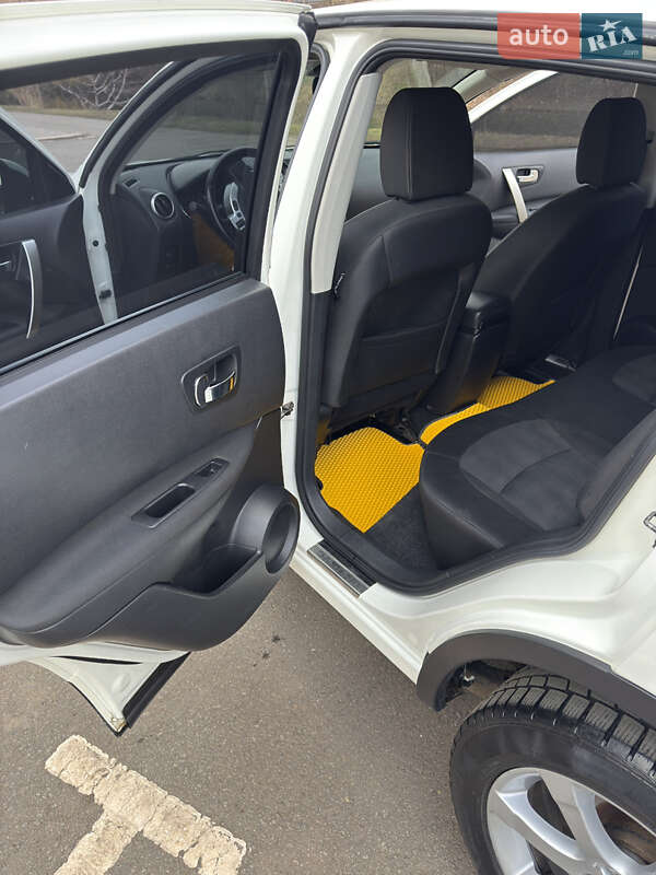 Позашляховик / Кросовер Nissan Qashqai 2011 в Кривому Розі фото 14 Позашляховик / Кросовер Nissan Qashqai 2011 в Кривому Розі