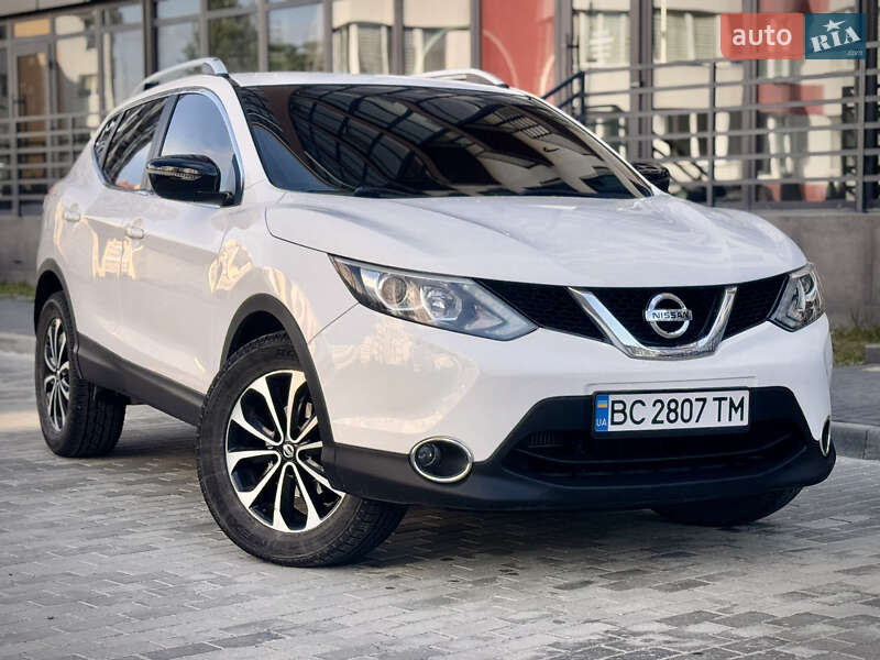 Позашляховик / Кросовер Nissan Qashqai 2015 в 