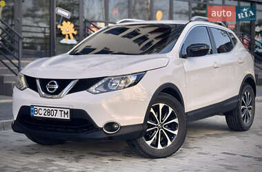 Позашляховик / Кросовер Nissan Qashqai 2015 в 