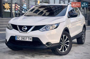 Позашляховик / Кросовер Nissan Qashqai 2015 в 