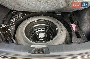 Внедорожник / Кроссовер Nissan Qashqai 2015 в 